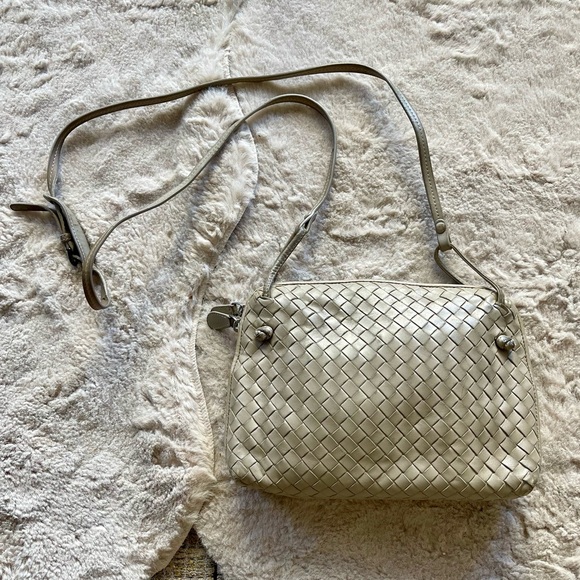 Bottega Veneta Intraciato Nodini Bag - Picture 4 of 16